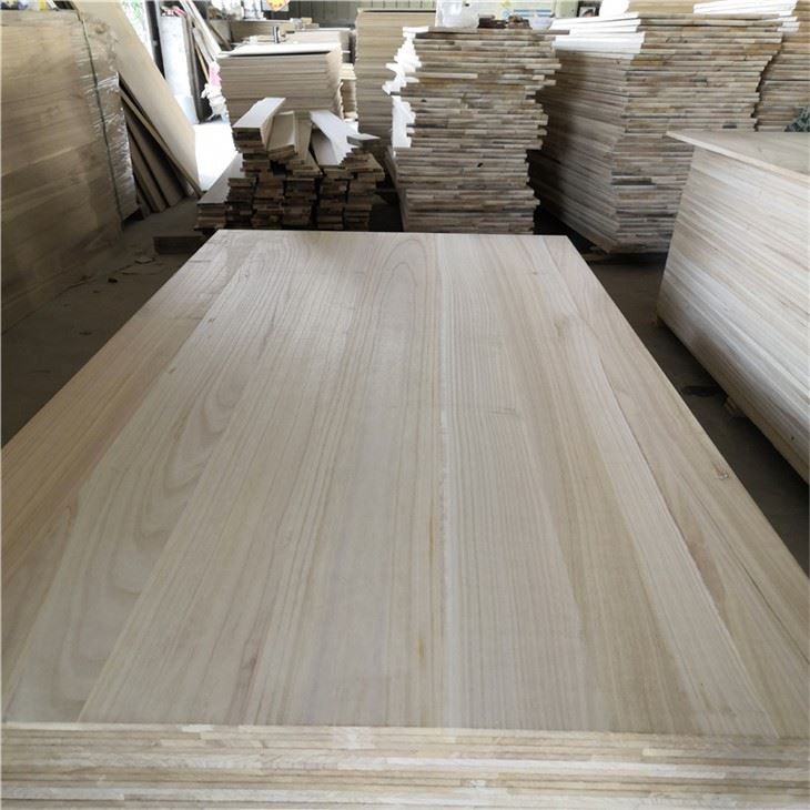 Cassettiera in legno massello